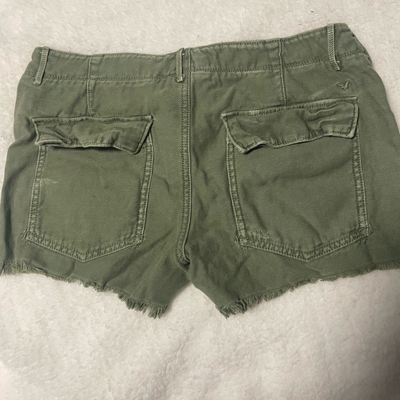 Olive Green cutoff utility shorts by American Eagle Outfitters size 2 - Picture 4 of 4